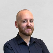 Portrait photograph of Dr Dónal Mulligan, DCU