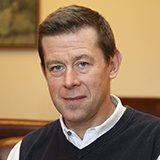 Andrew Mccarren