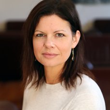 Christine Loscher